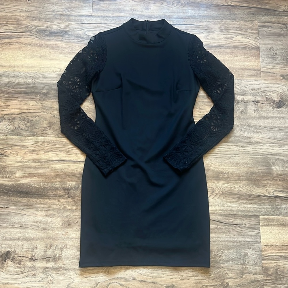 Lulis - Lace Up Your Sleeve Black Lace Long Sleeve Bodycon Dress - Sz Medium